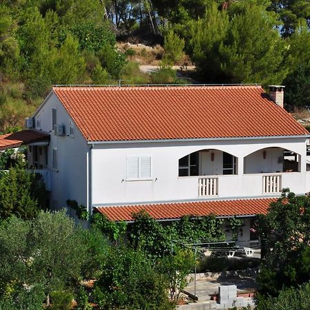 Villa Delfin Sutivan Extérieur photo