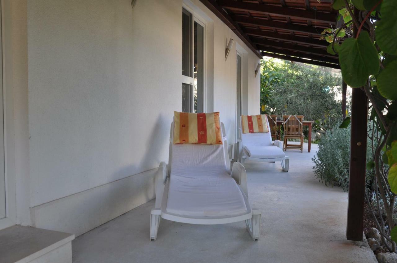 Villa Delfin Sutivan Extérieur photo