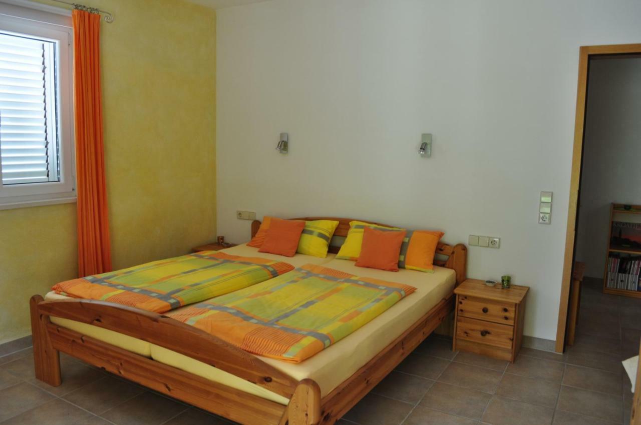 Villa Delfin Sutivan Extérieur photo