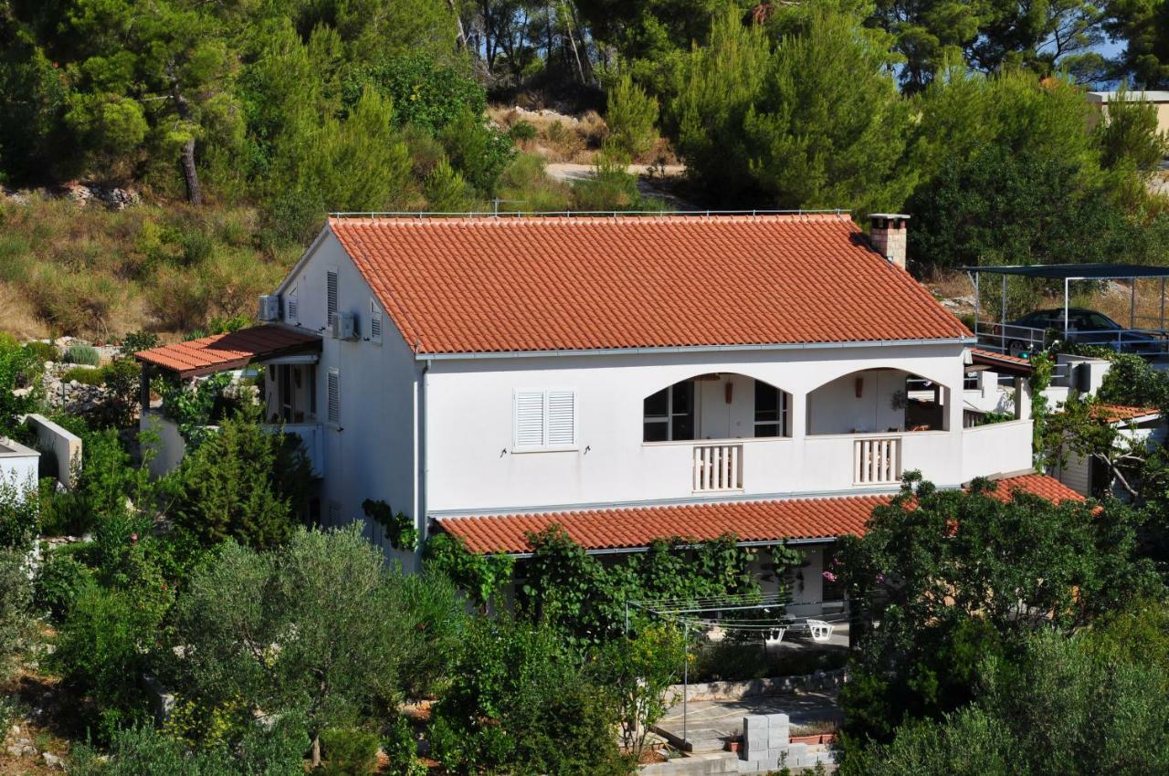 Villa Delfin Sutivan Extérieur photo